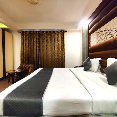Hotel Good Times Near Ganga Ram Hospital And Karol Bagh Metro Dillí Exteriér fotografie