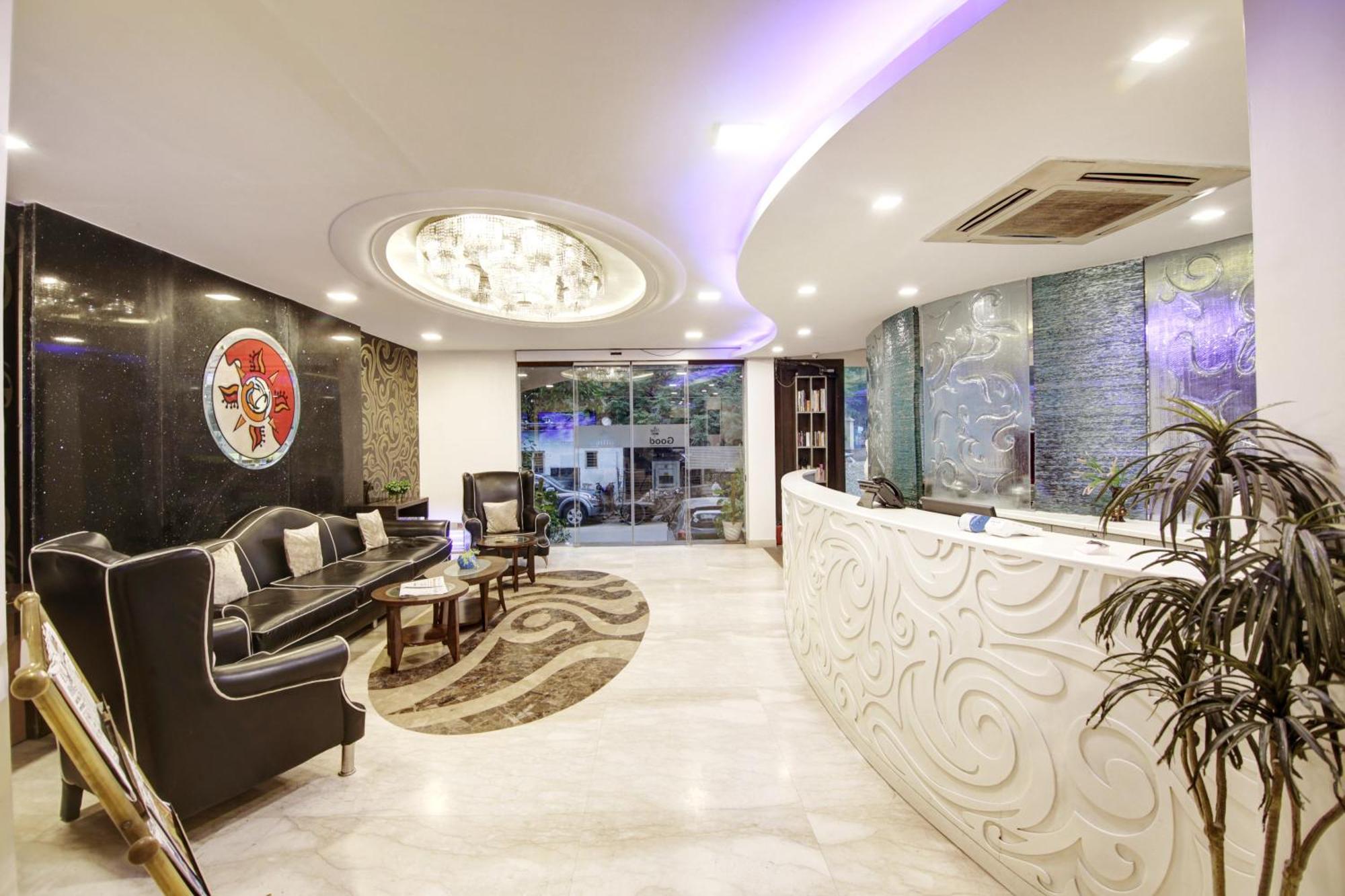 Hotel Good Times Near Ganga Ram Hospital And Karol Bagh Metro Dillí Exteriér fotografie