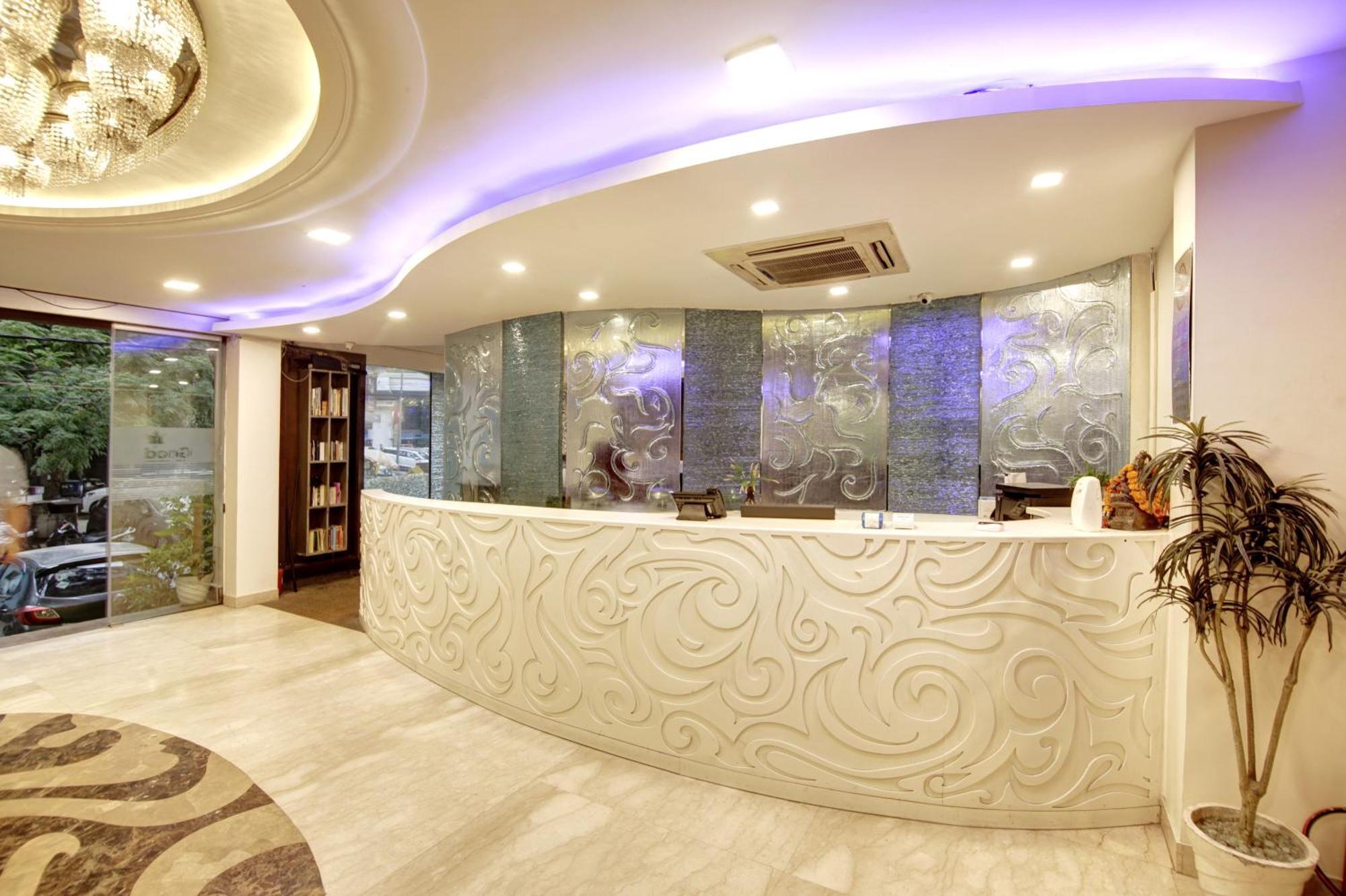Hotel Good Times Near Ganga Ram Hospital And Karol Bagh Metro Dillí Exteriér fotografie
