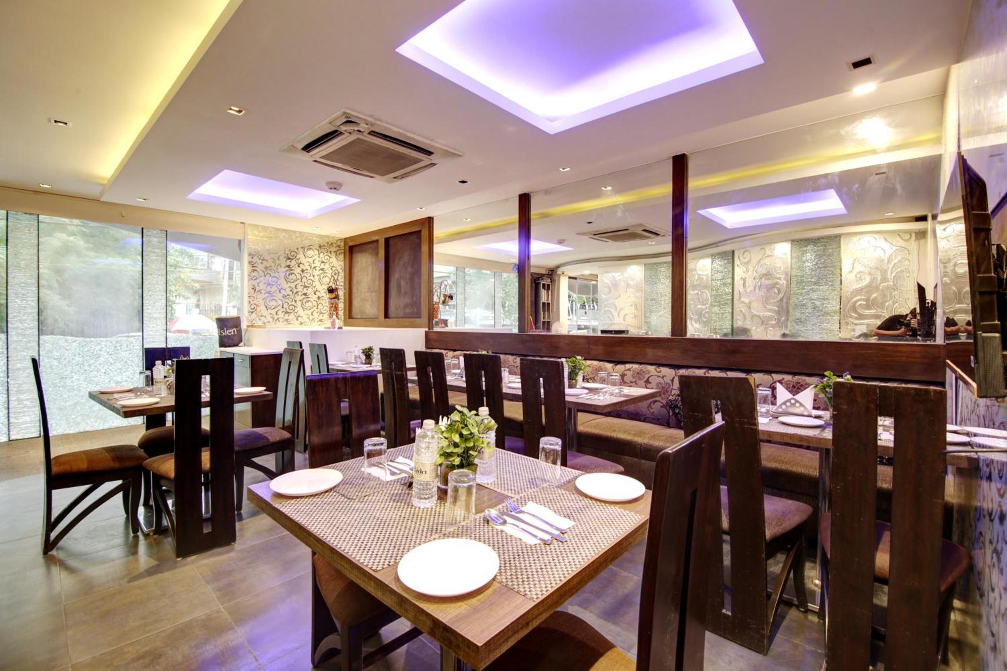 Hotel Good Times Near Ganga Ram Hospital And Karol Bagh Metro Dillí Exteriér fotografie